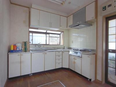 Single-Story 2LDK Home in Iwamoto, Fuji City — Image 4, Fuji, Shizuoka