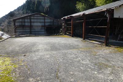 Spacious 6LDK House with Artist Studio in Nagi-cho, Okayama — Image 2, Nagi, Okayama