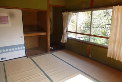 Spacious 6LDK House with Artist Studio in Nagi-cho, Okayama — Image 4, Nagi, Okayama