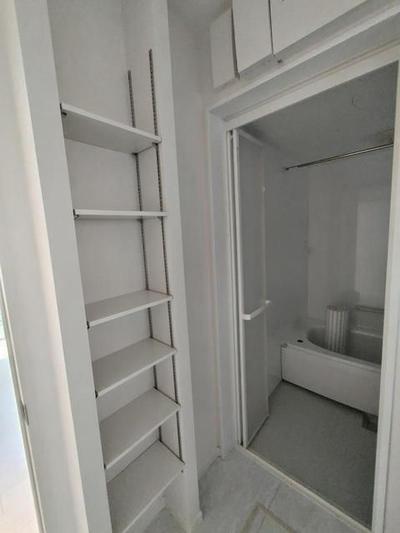 Spacious 4LDK House in Kure, Hiroshima — Image 4, Kure, Hiroshima