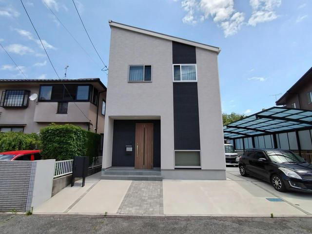 Spacious 4LDK House in Kure, Hiroshima - Thumbnail 3