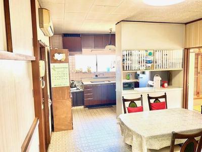 [Hatomark Site] 5DK Used Detached House in Hichiya, Hyuga City, Miyazaki Prefecture — Image 4, Hyuga, Miyazaki