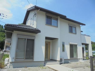 Spacious 5SLDK House in Tosa City with Solar Power System — Image 2, Tosa, Kochi