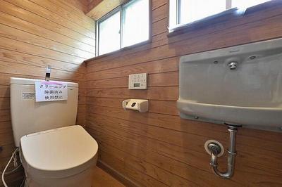 Spacious 7DK House in Kamo City - 329sqm Land — Image 3, Kamo, Niigata