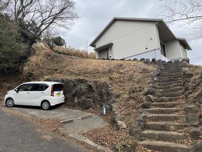 Spacious 2LDK House with Mountain Views in Kawazu, Shizuoka — Image 2, Kawazu, Shizuoka