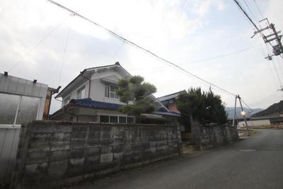 Spacious 8DK House for Sale in Wada, Tamba City — Image 1, Tamba, Hyogo