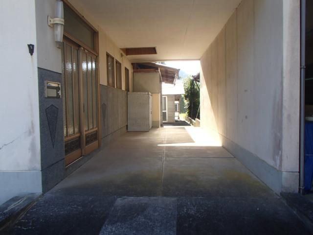 Spacious 5DK House in Gotsu, Shimane with 430㎡ Land - Thumbnail 2
