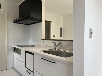 Renovated 2LDK House in Aizuwakamatsu with 3 Parking Spaces — Image 4, Aizuwakamatsu, Fukushima