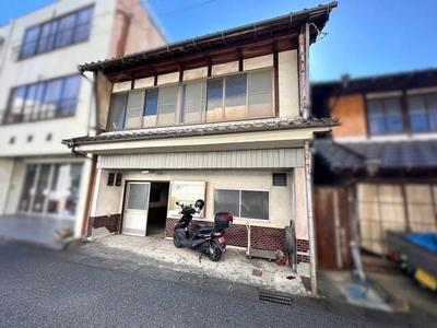 Traditional 4DK House in Kurono, Ono-cho - Close to Amenities — Image 1, Ono, Gifu