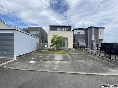 Modern 5LDK House in Yoshida Town - Solar Equipped Family Home — Image 1, Yoshida, Shizuoka
