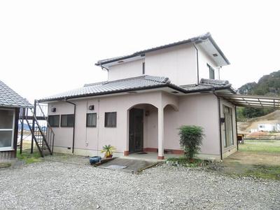 Traditional Farmhouse with Agricultural Land in Niihama, Ehime — Image 1, Niihama, Ehime