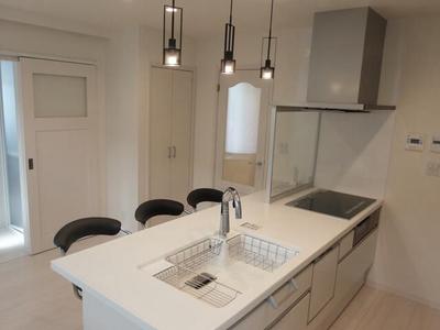 Modern 2SLDK House in Aizuwakamatsu with Solar Power System — Image 3, Aizuwakamatsu, Fukushima