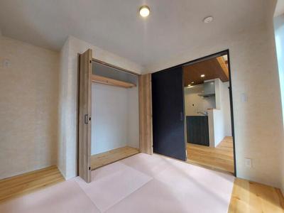 New Single-Story Home in Suzaka - 2DK with Wood Deck — Image 4, Suzaka, Nagano