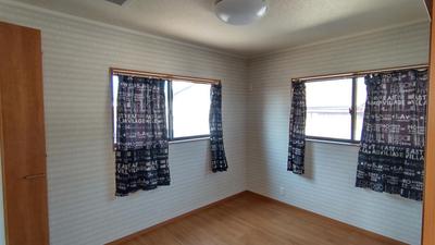 Modern 4LDK House with Solar Power in Kadogawa, Miyazaki — Image 4, Kadokawa, Miyazaki