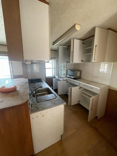 Mixed-Use Property for Sale in Moroyama - Shop and 2LDK Home — Image 4, Moroyama, Saitama