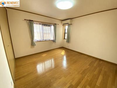 Spacious 4LDK House Near Kongo Station, Osaka-Sayama — Image 3, Osaka Sayama, Osaka