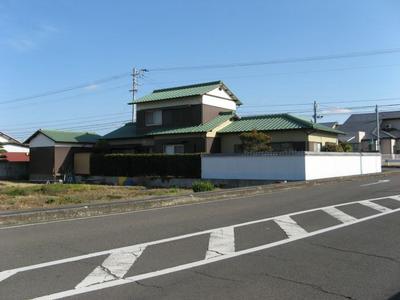 Spacious 7LDK Traditional Home in Marugame with Large Garden — Image 1, Marugame, Kagawa