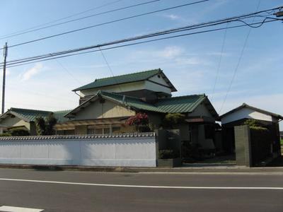 Spacious 7LDK Traditional Home in Marugame with Large Garden — Image 1, Marugame, Kagawa