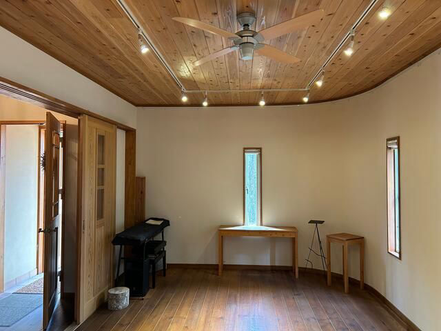 Spacious 5LDK house with 3,693㎡ land in Taketa City - Thumbnail 3