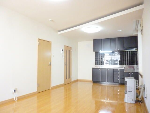 Sapporo Shiroishi Ward 1R Apartment with Free Wi-Fi Near Station - Thumbnail 3