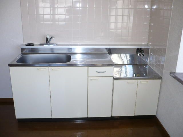 2DK Apartment for Rent in Quiet Takikawa, Hokkaido - Thumbnail 3