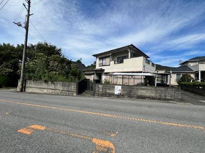 Spacious 4LDK House in Itano with 448m² Land — House, Itano, Tokushima