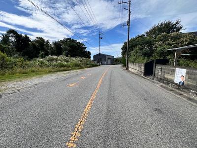 Spacious 4LDK House in Itano with 448m² Land — Street, Itano, Tokushima