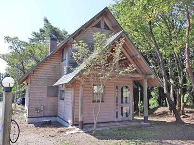 Spacious Mountain Estate with Log Cabin in Hiruzen, Maniwa — Image 4, Maniwa, Okayama