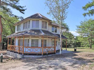 Spacious Mountain Estate with Log Cabin in Hiruzen, Maniwa — Image 1, Maniwa, Okayama