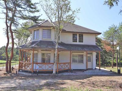 Spacious Mountain Estate with Log Cabin in Hiruzen, Maniwa — Image 2, Maniwa, Okayama