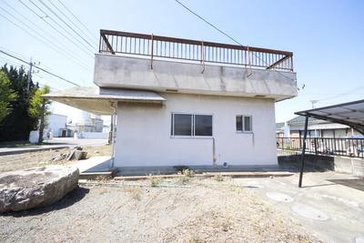 Former Clinic Home for Sale in Fujioka - 4SLDK with Dual Entrances — Image 1, Fujioka, Gunma