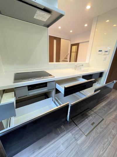 Modern 4LDK House in Suruga Ward, Shizuoka - Built 2017 — Image 4, Suruga, Shizuoka