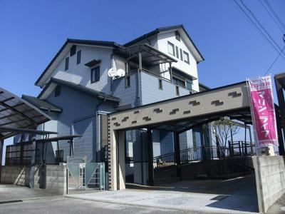 Renovated 6SLDK Two-Family Home in Marugame with 3 Parking Spaces — Image 1, Marugame, Kagawa