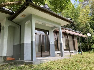 Spacious 5DK House with Mountain Views in Satsumasendai — Image 2, Satsumasendai, Kagoshima