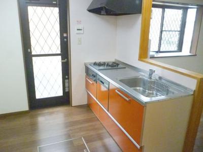 [Hatomark Site] 3LDK Used Detached House in Futago Fukae 7-chome, Itoshima City, Fukuoka Prefecture — Image 3, Itoshima, Fukuoka