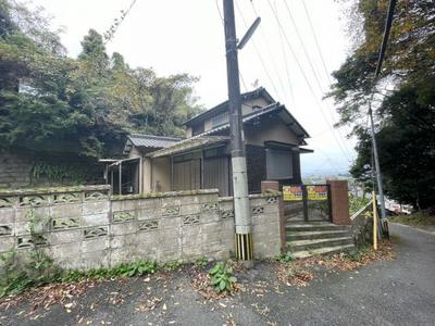 Spacious 5DK House in Wakamatsu, Kitakyushu - 244sqm Plot — Image 1, Wakamatsu, Fukuoka