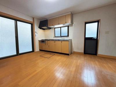 [Hatomark Site] 5SLDK Used Detached House in Minamikatae 4-chome, Jonan-ku, Fukuoka City, Fukuoka Prefecture — Image 4, Jonan, Fukuoka