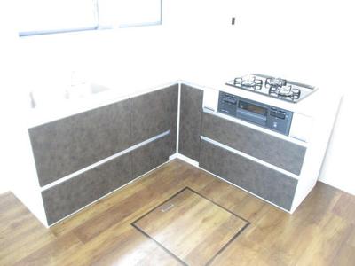 Renovated 3LDK House in Fujiidera, 15 Min Walk to Station — Image 3, Fujiidera, Osaka