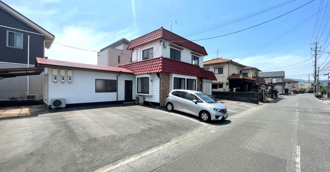 5LDK House in Kurashiki with Land Size 248㎡ - Thumbnail 2
