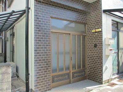 Spacious 5LDK House in Kure City - Corner Plot with Multi-Gen Living — Image 1, Kure, Hiroshima