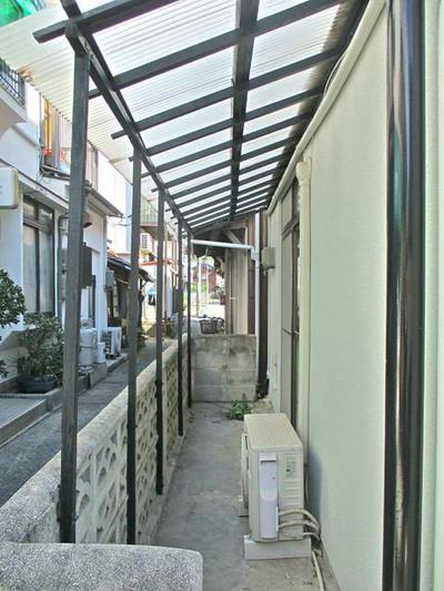 Spacious 5LDK House in Kure City - Corner Plot with Multi-Gen Living — Image 2, Kure, Hiroshima