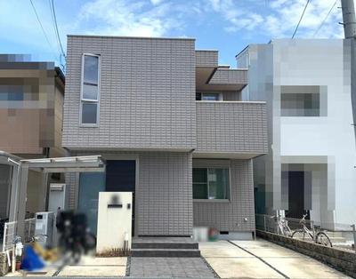 Modern 3LDK House with Dual Power System in Kishiwada — Image 1, Kishiwada, Osaka