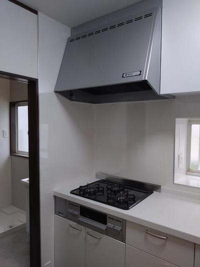 Renovated 4LDK House in Kangawa-cho, Shikokuchuo — Image 1, Shikokuchuo, Ehime