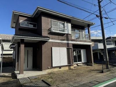 Renovated 4LDK House in Kangawa-cho, Shikokuchuo — Image 1, Shikokuchuo, Ehime