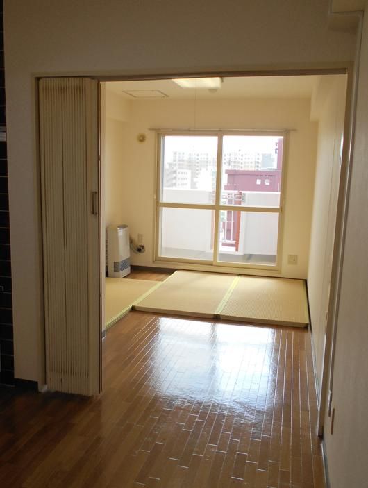 1DK Apartment for Rent near Kikusui Station, Sapporo - Thumbnail 3