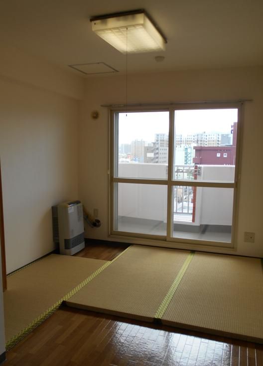 1DK Apartment for Rent near Kikusui Station, Sapporo - Thumbnail 2