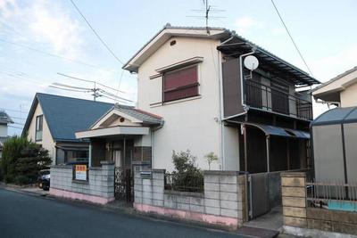 Spacious 5DK House in Onomichi with Well, Close to Daishinkai Stop — Image 1, Onomichi, Hiroshima