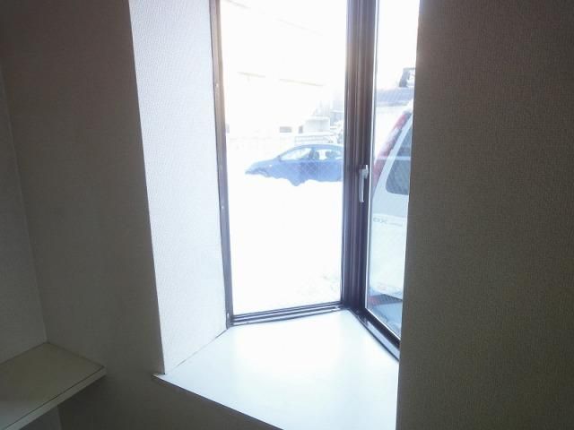 1K Apartment for Rent in Sapporo Higashi Ward near Motomachi Station - Thumbnail 3
