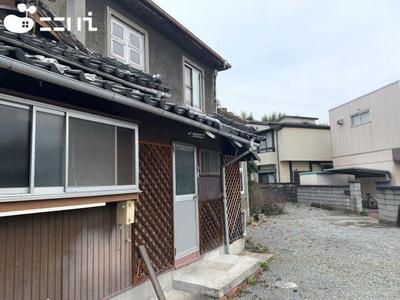 Historic 7DK House in Aioi - Large Land Plot Near Station — Image 2, Aioi, Hyogo