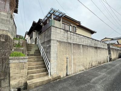 Spacious 4SLDK House in Keichikawa with 9% Yield Potential — Image 1, Katsuragawa, Fukuoka